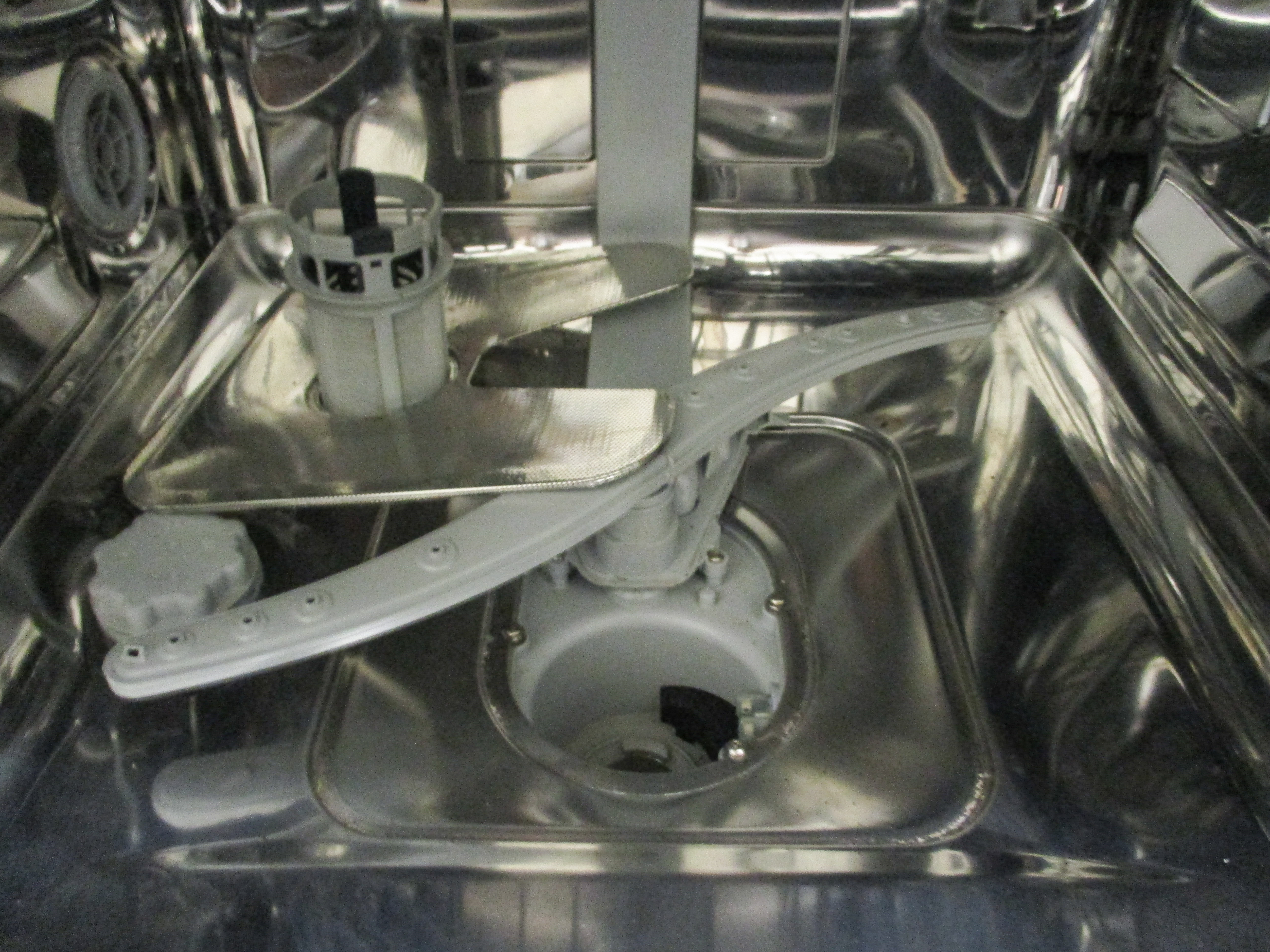 INDESIT DIFP 8B +96Z