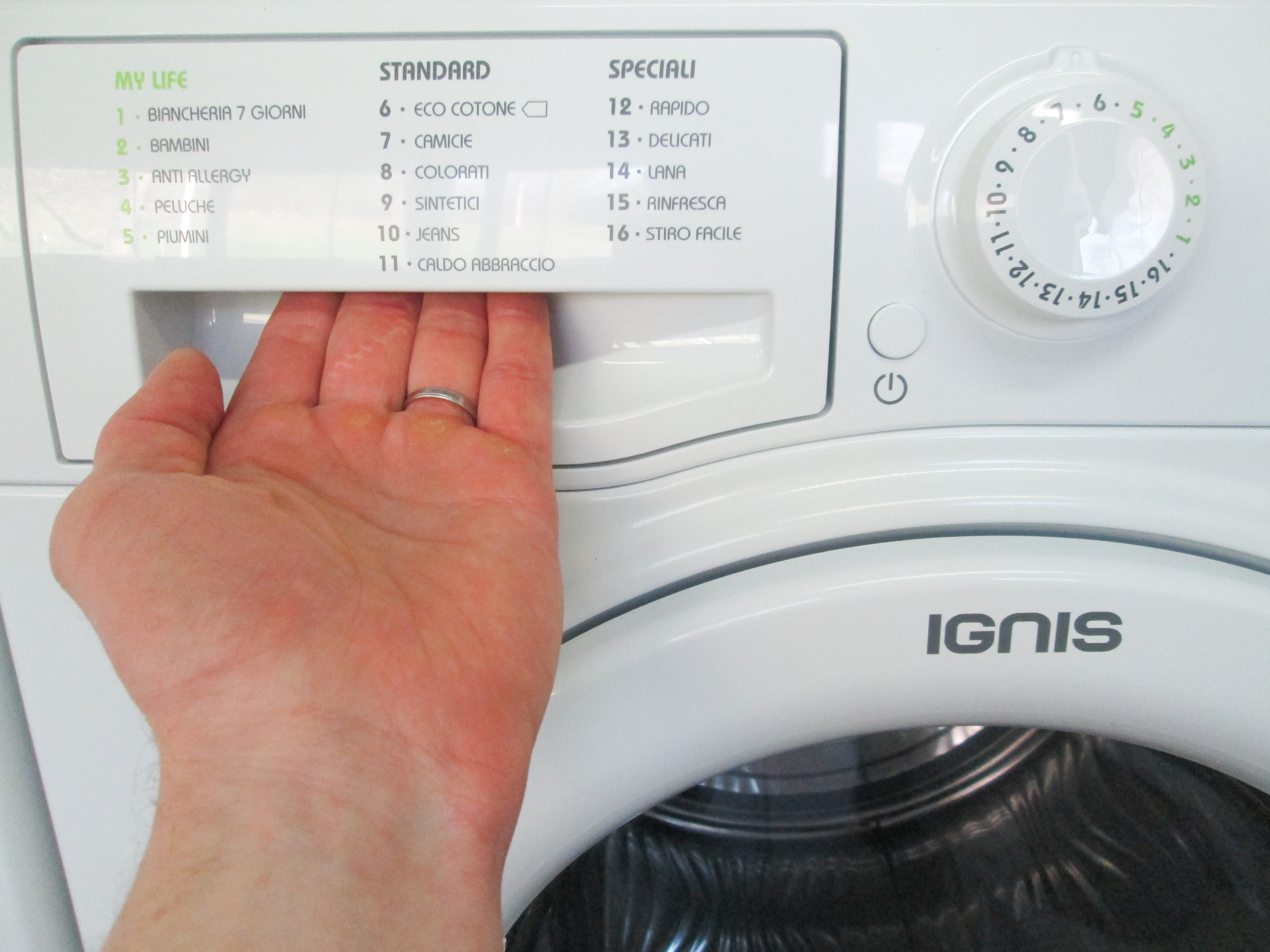 IGNIS IGD 8200 IT