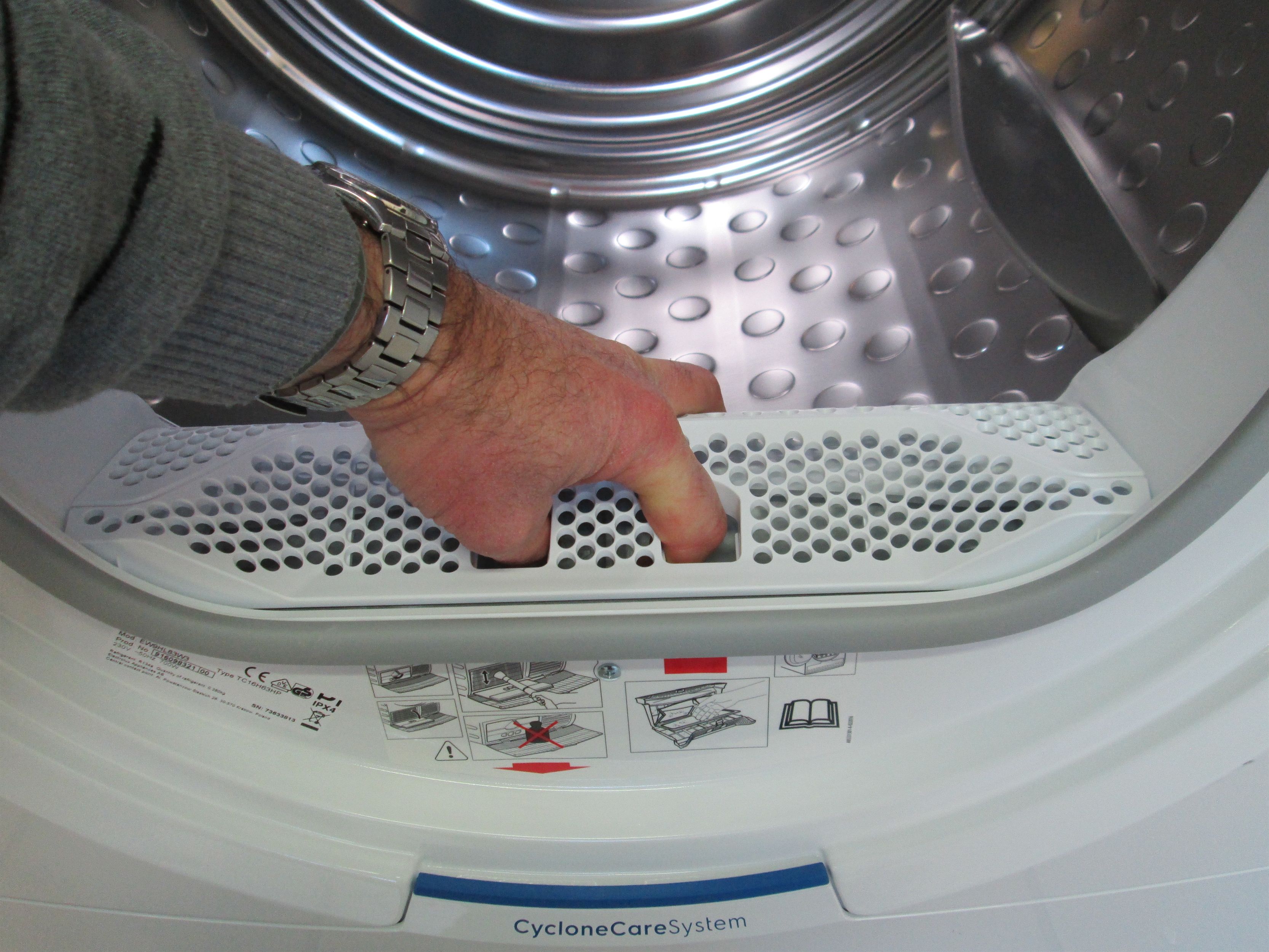 ELECTROLUX EW9HL83W3