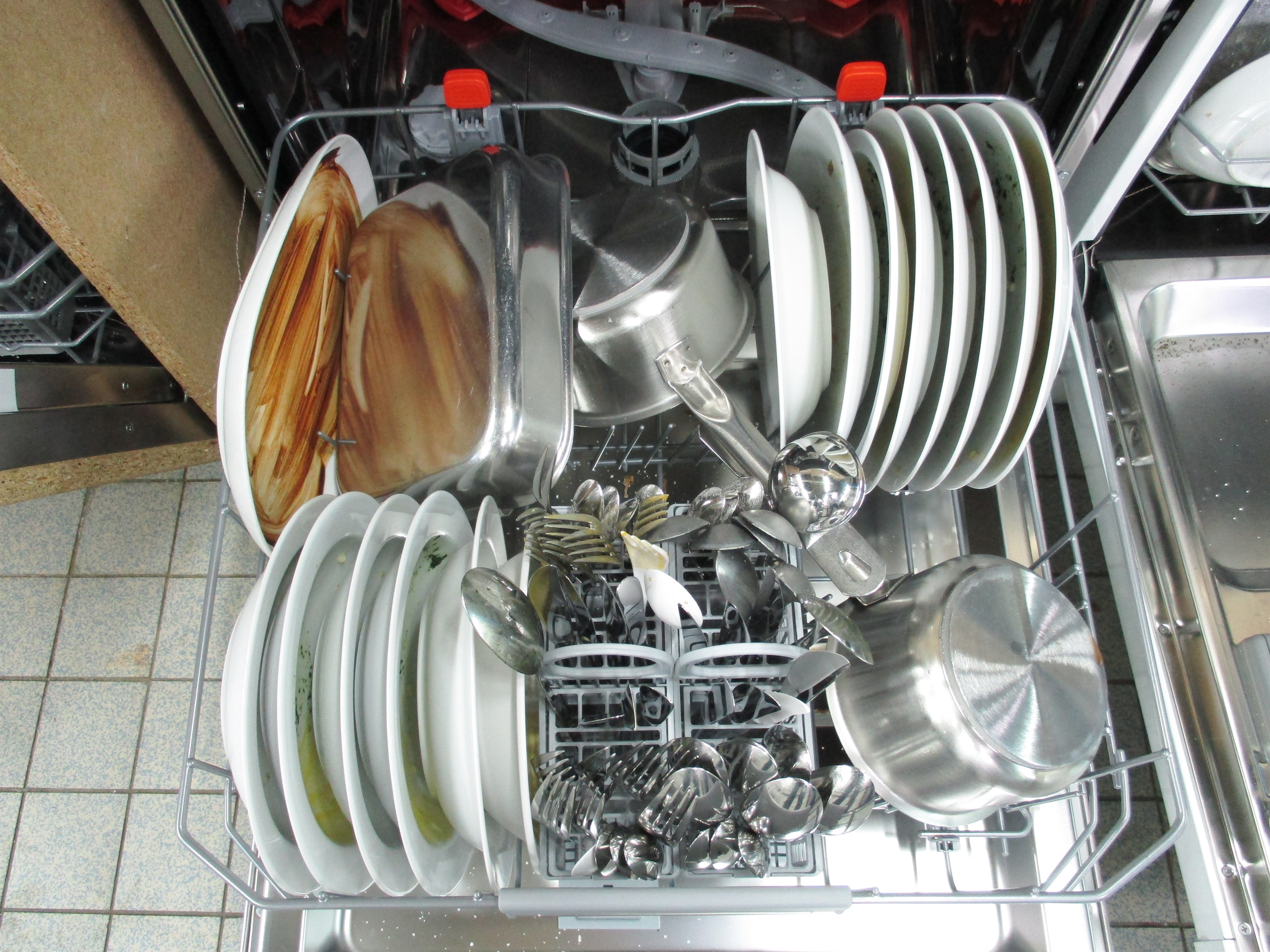 HOTPOINT-ARISTON HFO 3O32 W C X