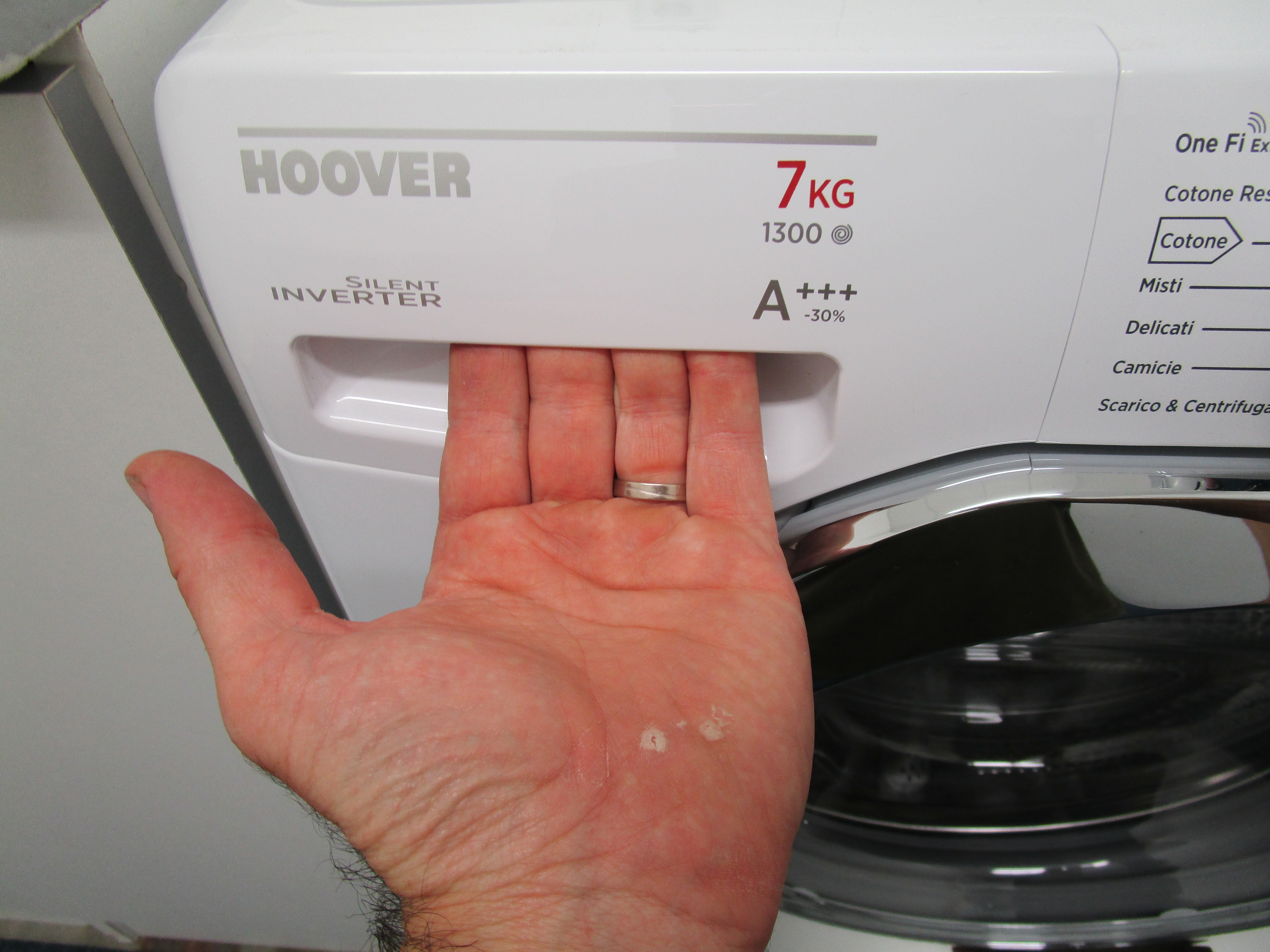 HOOVER DWOA 437AHC6/1-01