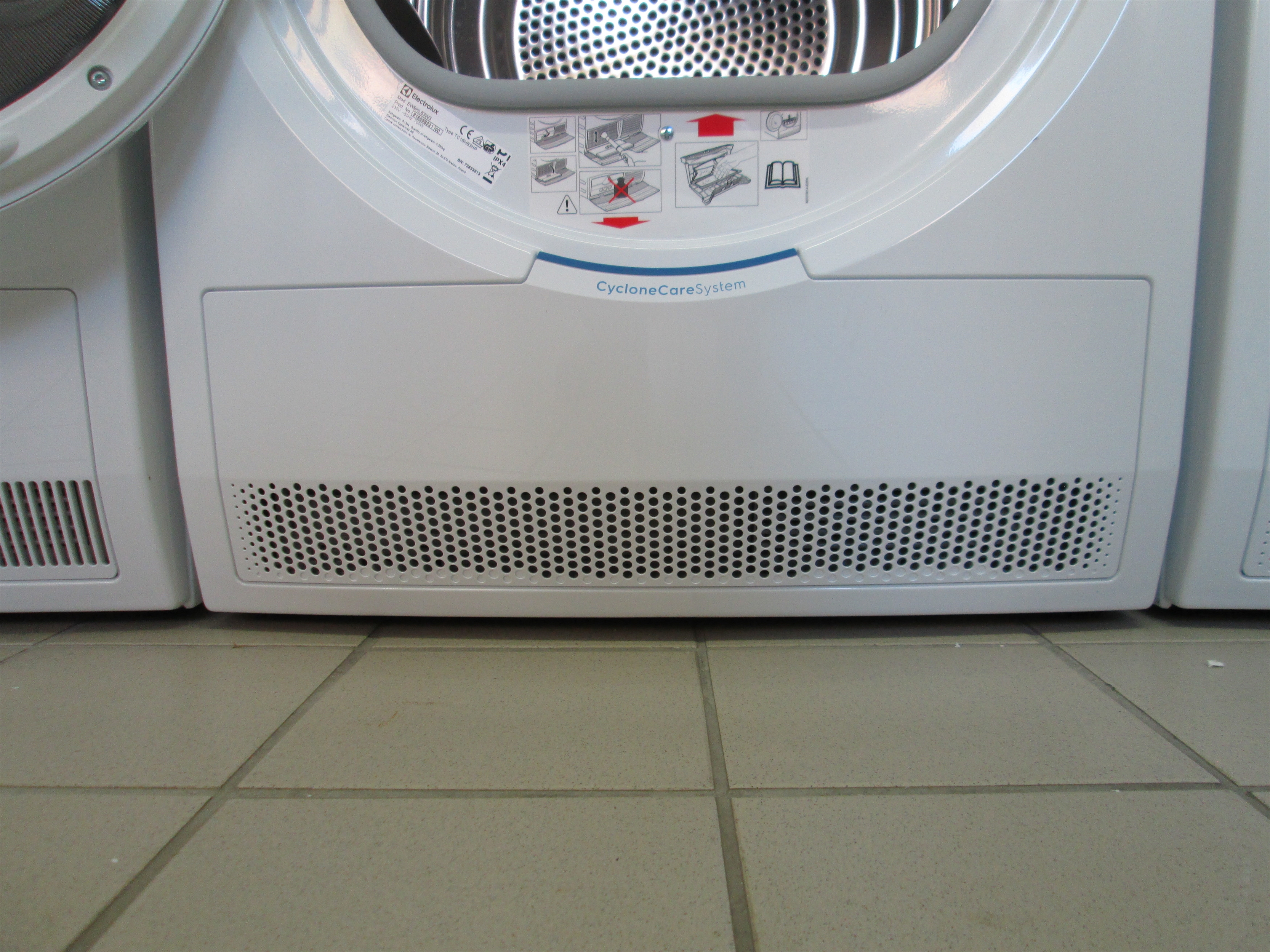 ELECTROLUX EW9HL83W3