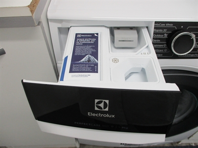 ELECTROLUX EW9F941BL