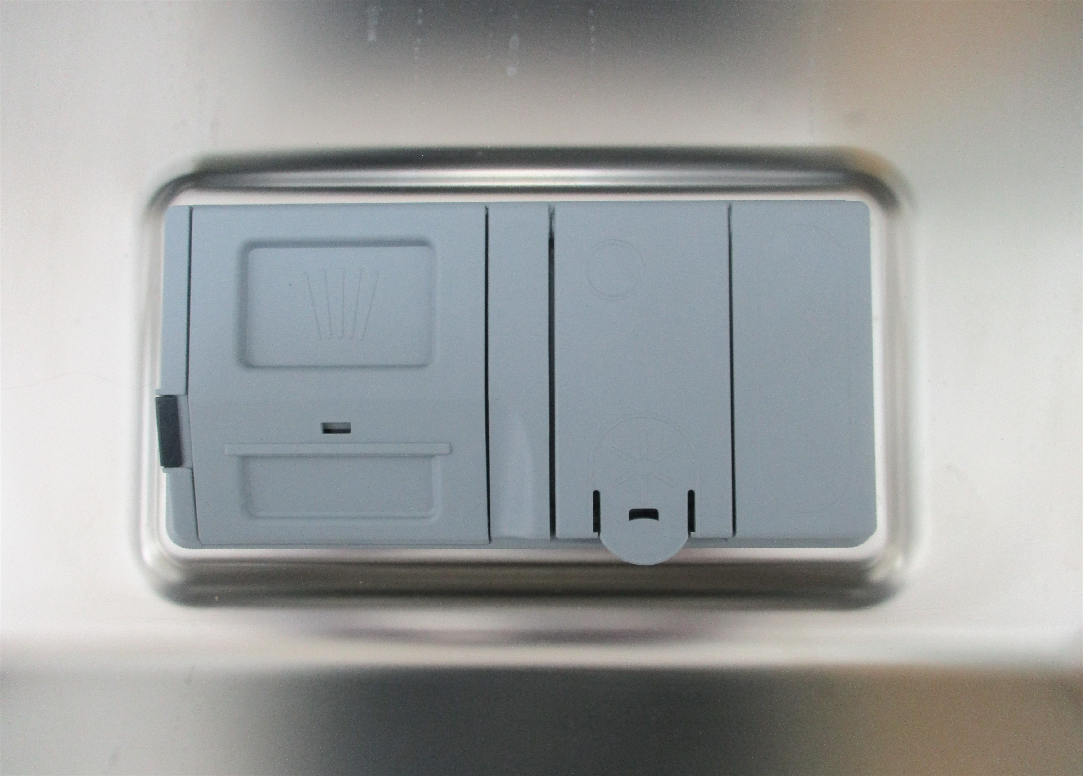 HOTPOINT-ARISTON HSIE 2B19